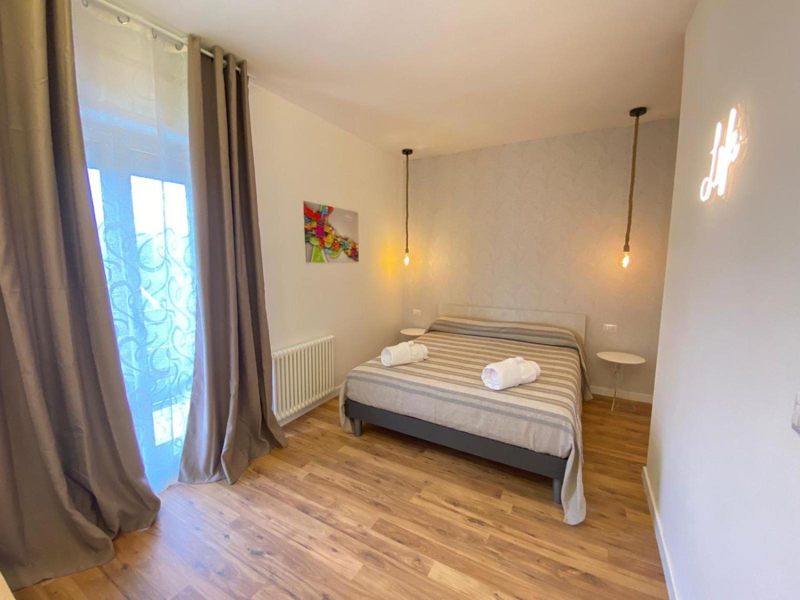 B&B Stadium Room & Suite Crotone Exterior foto